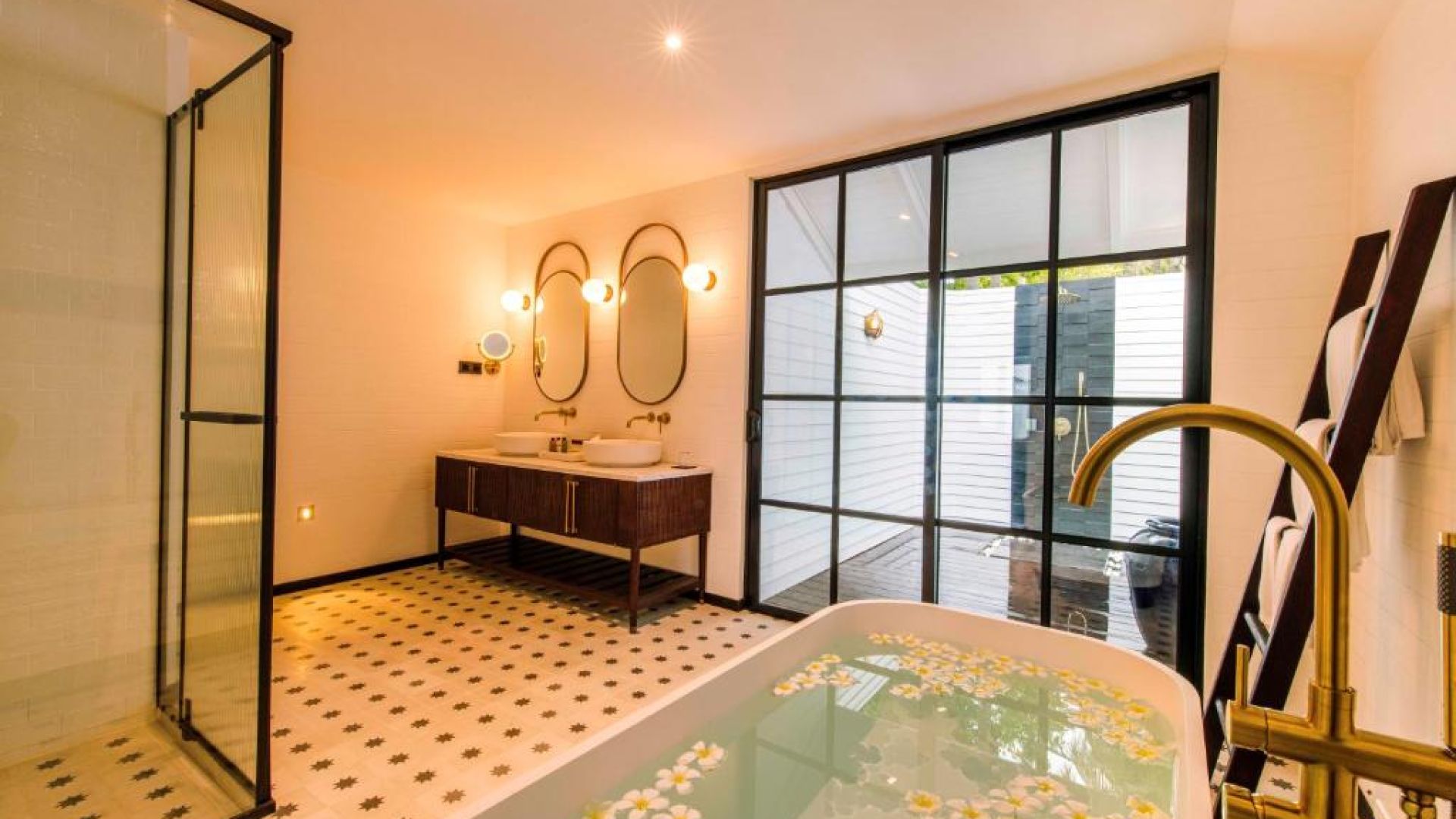 Villa Nautica Paradise Island